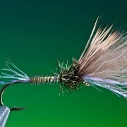 Tying-a-Mixed-wing-shuttlecock-with-Barry-Ord-Clarke