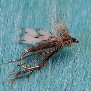 Tying-a-Delta-Wing-Daddy-with-Martyn-White-dry-fly