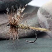 How-to-tie-an-Adams-Dry-Fly