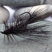 How-to-tie-the-Spry-Dry-Stonefly