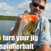 Turn-your-jig-into-a-spinnerbait-lure-action-underwater-footage