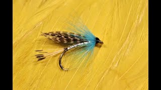 Tying-a-Teal-Blue-Sillver-with-Martyn-White