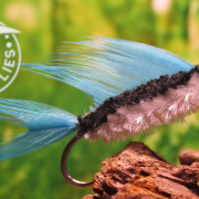 Fly-Tying-the-Bristleback-Bass-or-big-trout-pattern