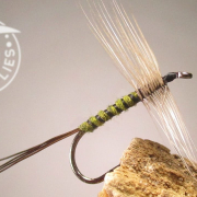 Want-clean-crisply-hackled-dry-flies-Try-this-technique