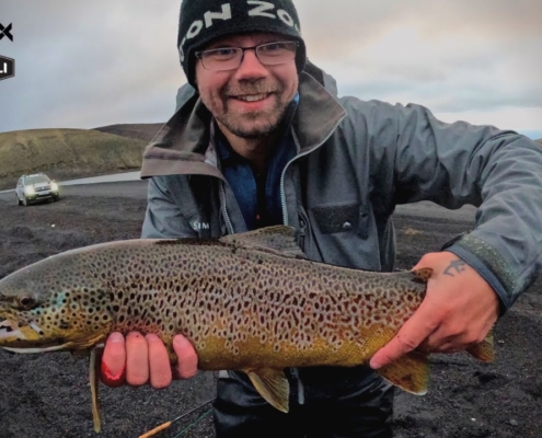 How-to-catch-a-brown-trout-at-Graenavatn-in-seconds